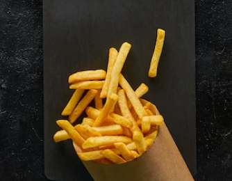 Frites fait maison avec des pommes de terre biologique et local.